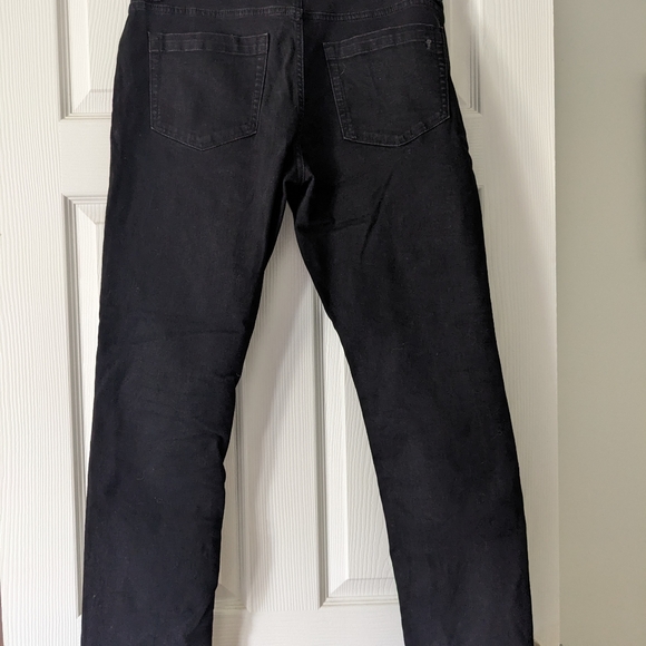 The Perfect Jean Black Size 32x30 Great Shape! - Picture 2 of 4